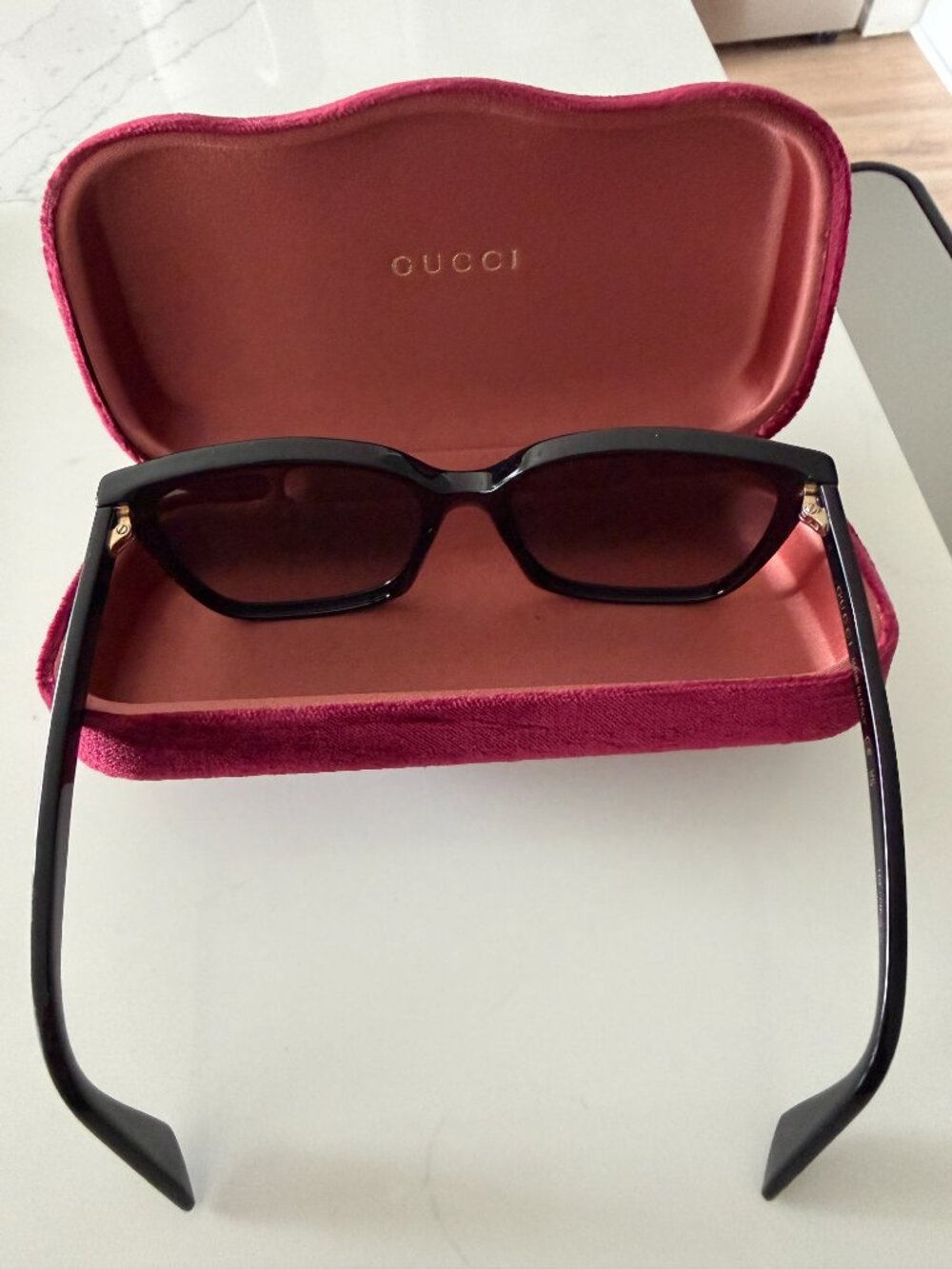 Gucci Black Oversized Square Sunglasses GG0022S 001 - Picture 10 of 10